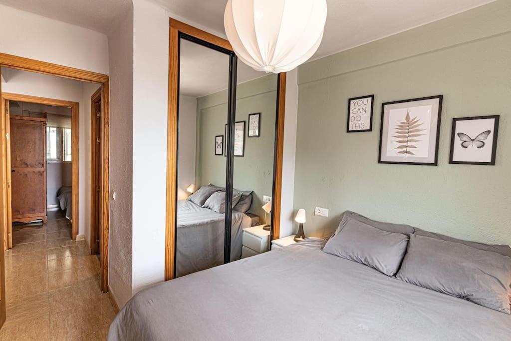 Sea Apartment Torre Del Mar Bagian luar foto