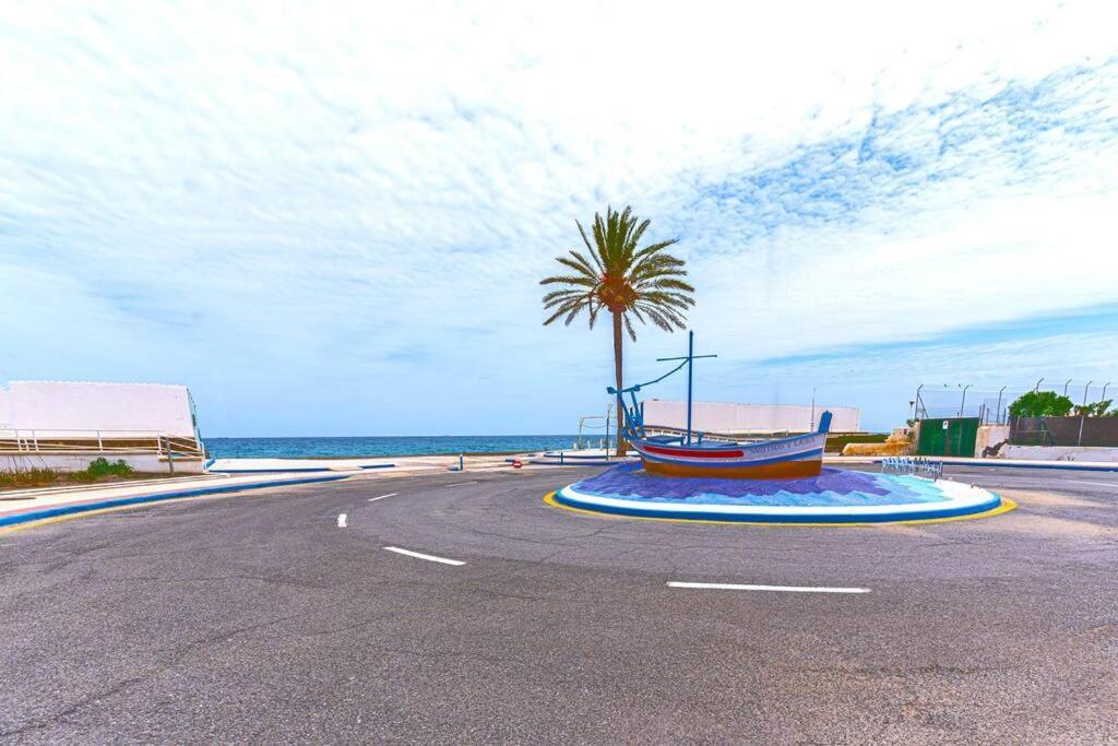 Sea Apartment Torre Del Mar Bagian luar foto